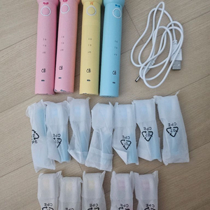 식스비 유아전동칫솔 세트 이미지