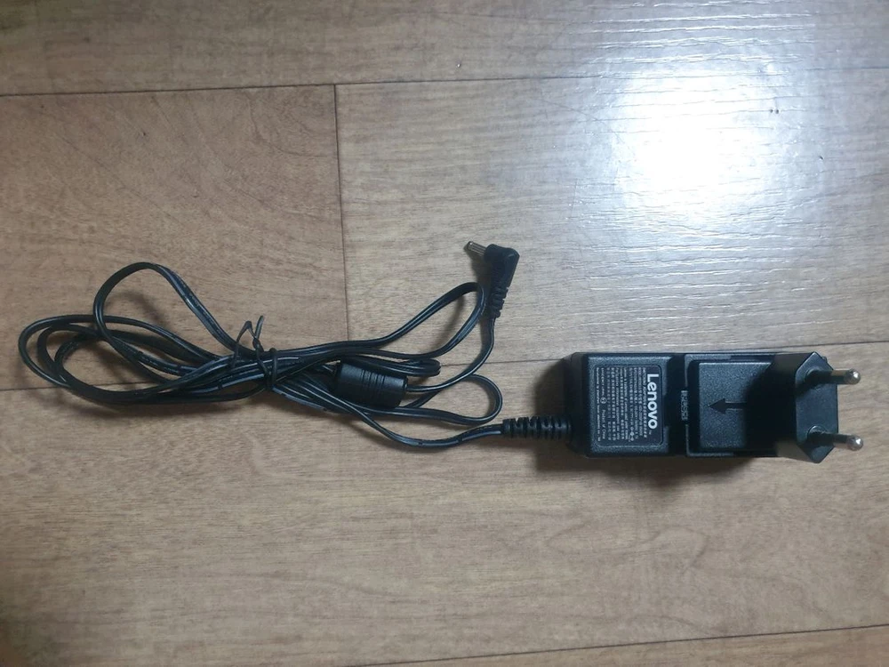 레노버 아이디어패드 100S-11IBY 노트북 이미지