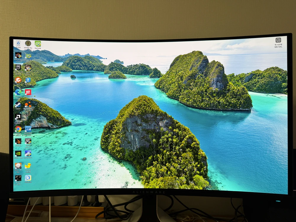에일리언웨어 4k oled 240hz 모니터 aw3225qf - 안심되는 중고거래