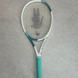 라코스테 L20 275g 테니스 라켓 이미지