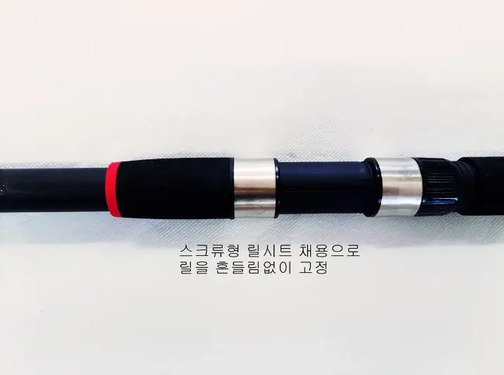 원투낚시대3.6m2대, 5000번릴2대, 릴줄, 소품세트, 가방 이미지