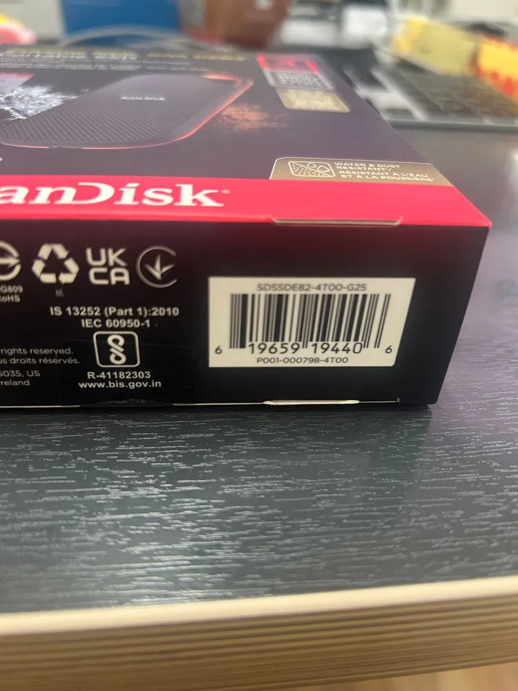 샌디스크 외장 SSD E82 4TB 블랙 미개봉 새상품 이미지