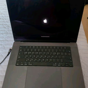 맥북프로 16 M5 Pro 48GB/1TB [스페이스그레이] 이미지