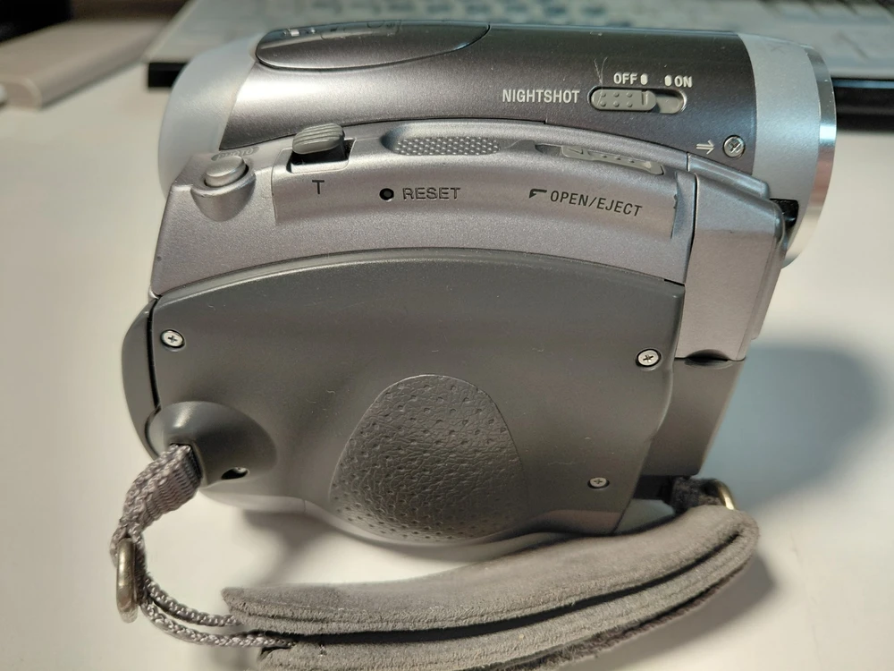 SONY DCR-HC90 NTSC 소니 레트로 Y2K 빈티지 디지털 캠코더 이미지