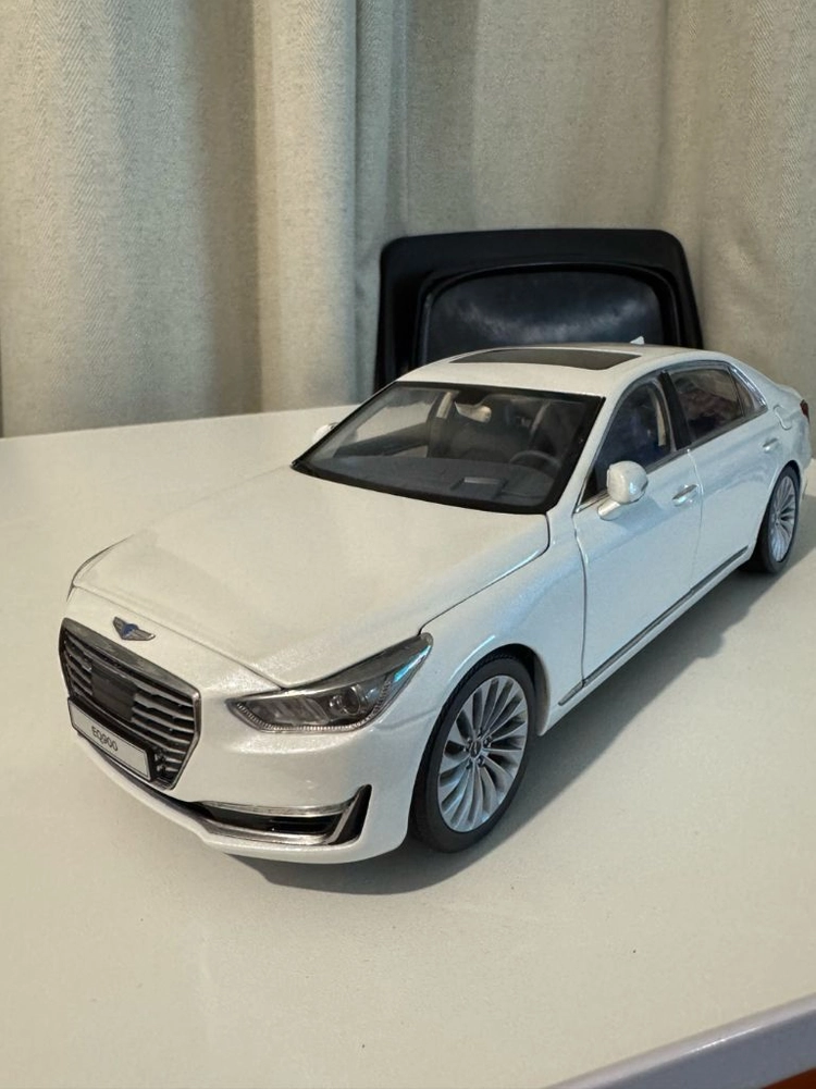 1:18 eq900 판매 이미지
