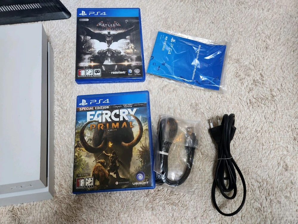 Ps4 Cuh-1205A 화이트 색상(게임시디3장) 이미지