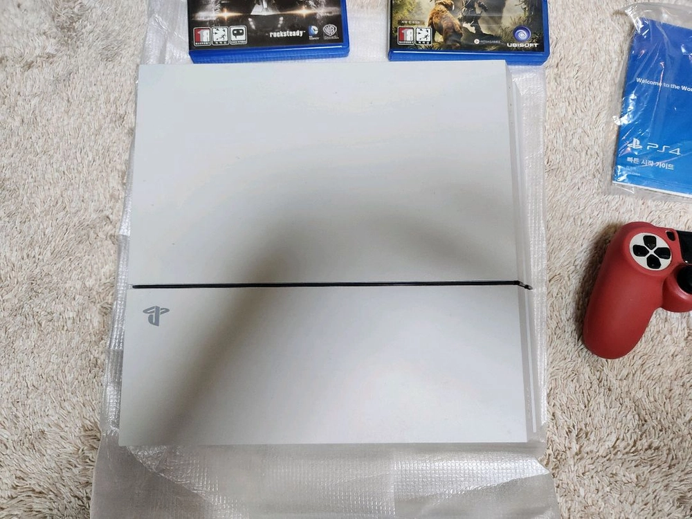 Ps4 Cuh-1205A 화이트 색상(게임시디3장) 이미지