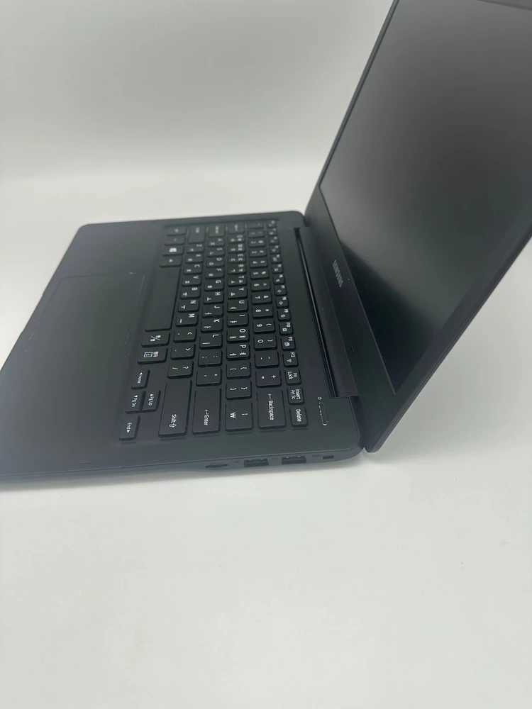 삼성 NT501R3M i5 7세대 / RAM 8GB / SSD 256GB 이미지