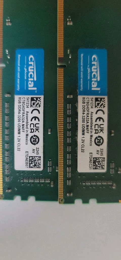 마이크론 Crucial DDR4 8GB 3200 2개 세트 데스크탑용 UDIMM 이미지