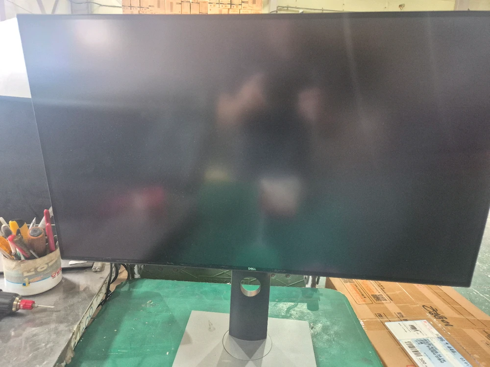 DELL 울트라샤프 U3219q 4K UHD 모니터 판매합니다 - 안심되는 중고거래