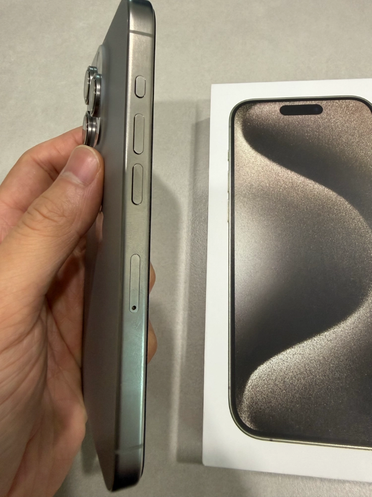 아이폰 15pro 내추럴티타늄 256GB 풀박스 ss급 이미지