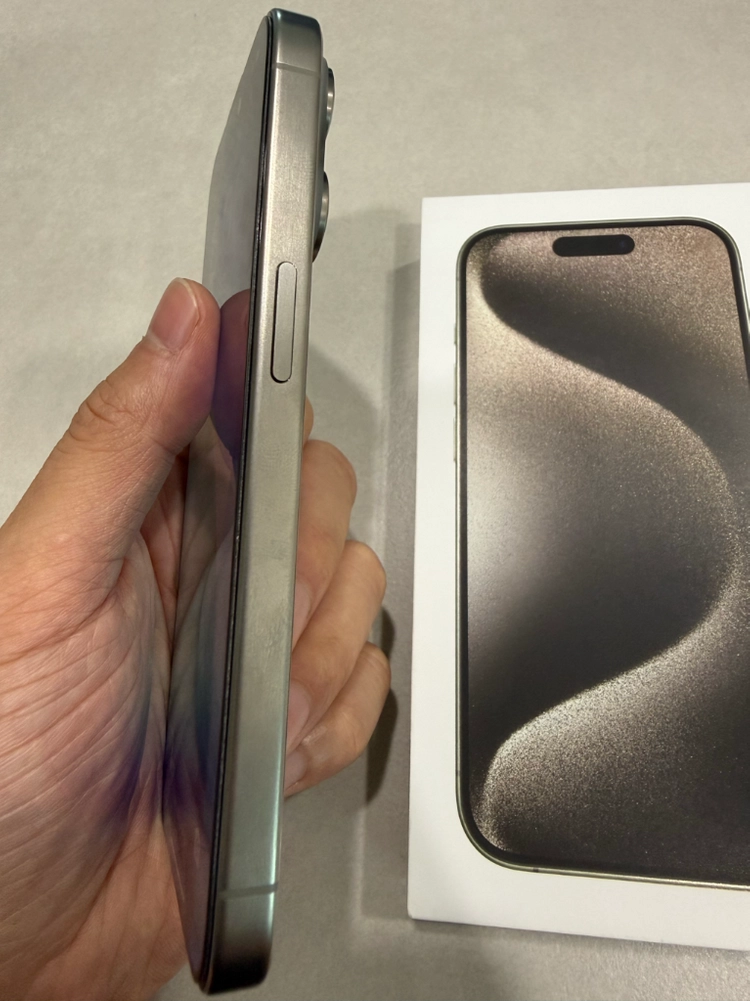 아이폰 15pro 내추럴티타늄 256GB 풀박스 ss급 이미지