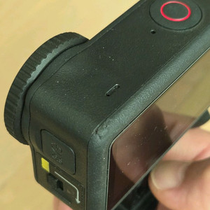 DJI 오즈모 액션6 에센셜 모델 판매합니다 이미지