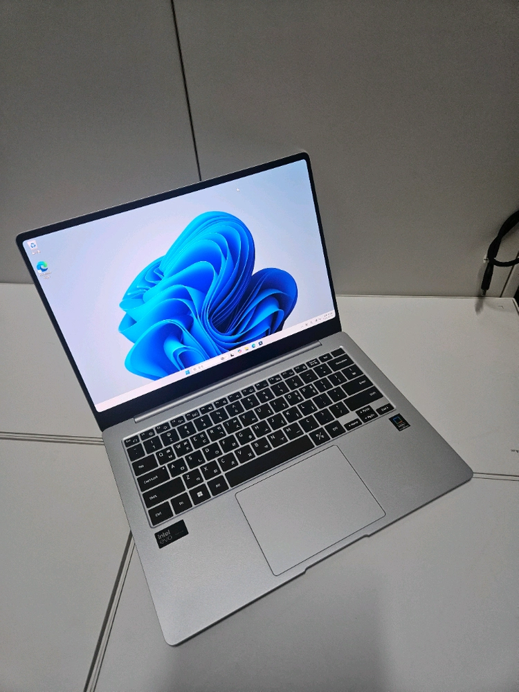 삼성 갤럭시북4 프로 NT940XGK 14인치 U5/16/SSD256 이미지