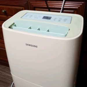 삼성 15리터 대용량 제습기 택배불가 대전 법2동직거래 이미지