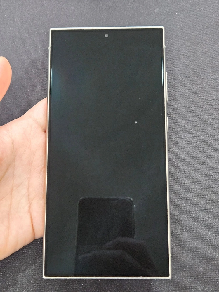 갤럭시S24울트라 256GB 이미지