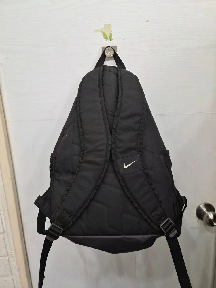 NIKE 나이키 백팩 가방! 블랙&화이트~ 깔끔한 디자인~ 이미지