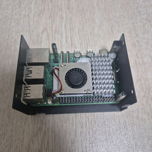 라즈베리파이 5 8gb +알루미늄 케이스 이미지