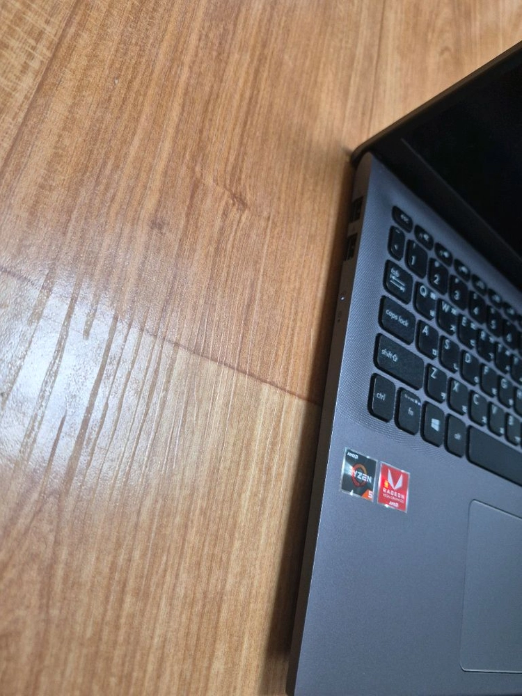 ASUS 비보북 15 AMD 라이젠5 3500U 노트북 이미지