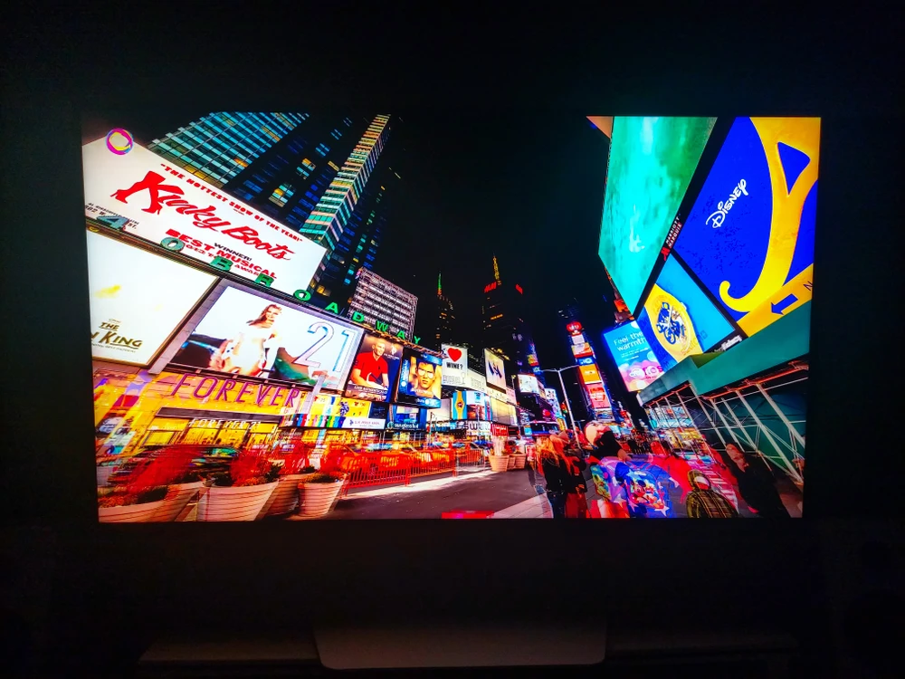 TCL 32R84 32인치 미니LED 4K 모니터 이미지