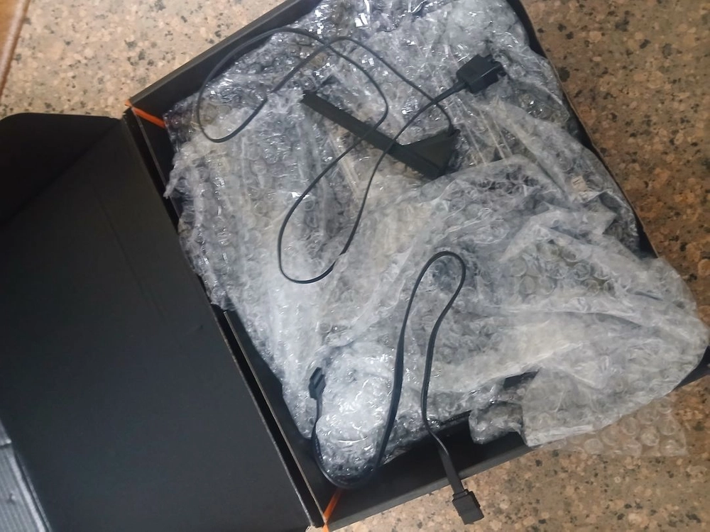 GIGABYTE X870E AORUS PRO 판매합니다. 이미지