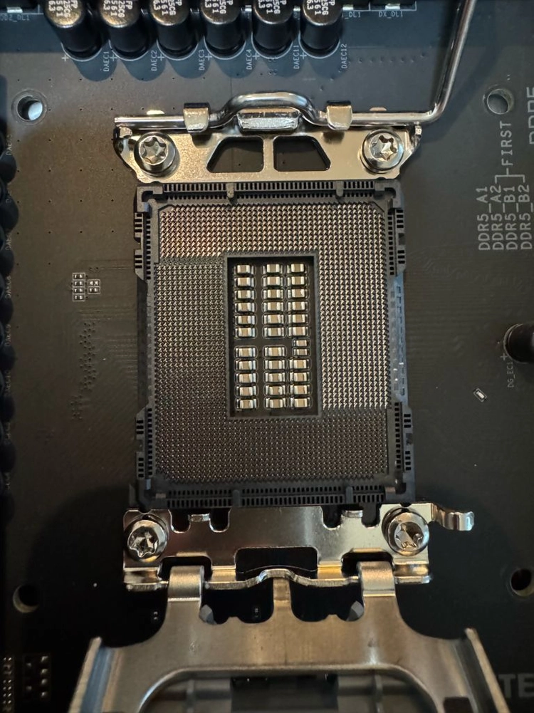 기가바이트 Z790 AORUS ELITE 중고 이미지