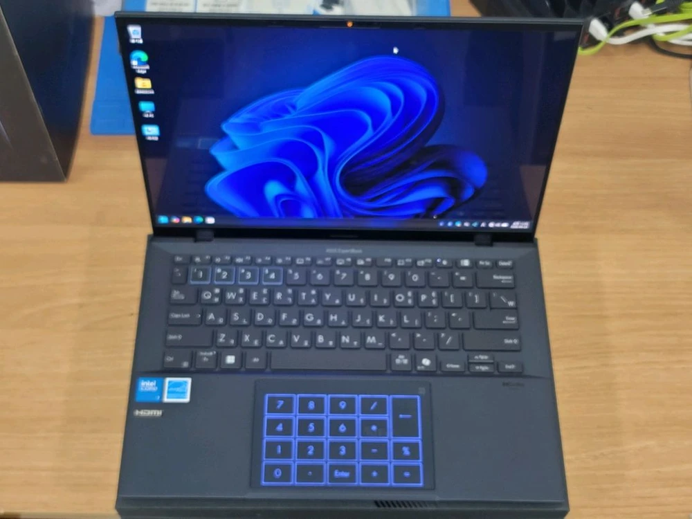 ASUS ExpertBook B9 익스포트북 비지니스 14인치 Ai 노트북 - 안심되는 중고거래