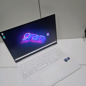 LG그램 프로 노트북 16Z90TP 16인치 U5/램16/SSD256 이미지