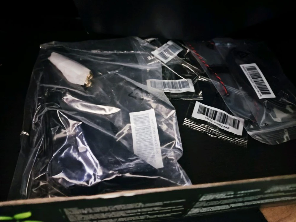 기기바이트 B660 AORUS DDR4 게이밍 메인보드 이미지