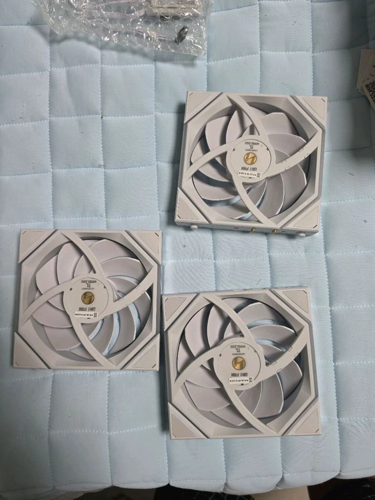 리안리 UNI FAN TL Wireless 120 (3팩, 화이트)팝니다 이미지