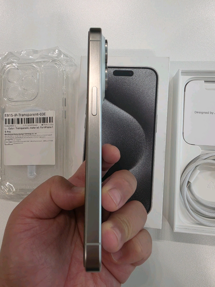 아이폰 15프로 화이트 티타늄 256GB 판매 이미지