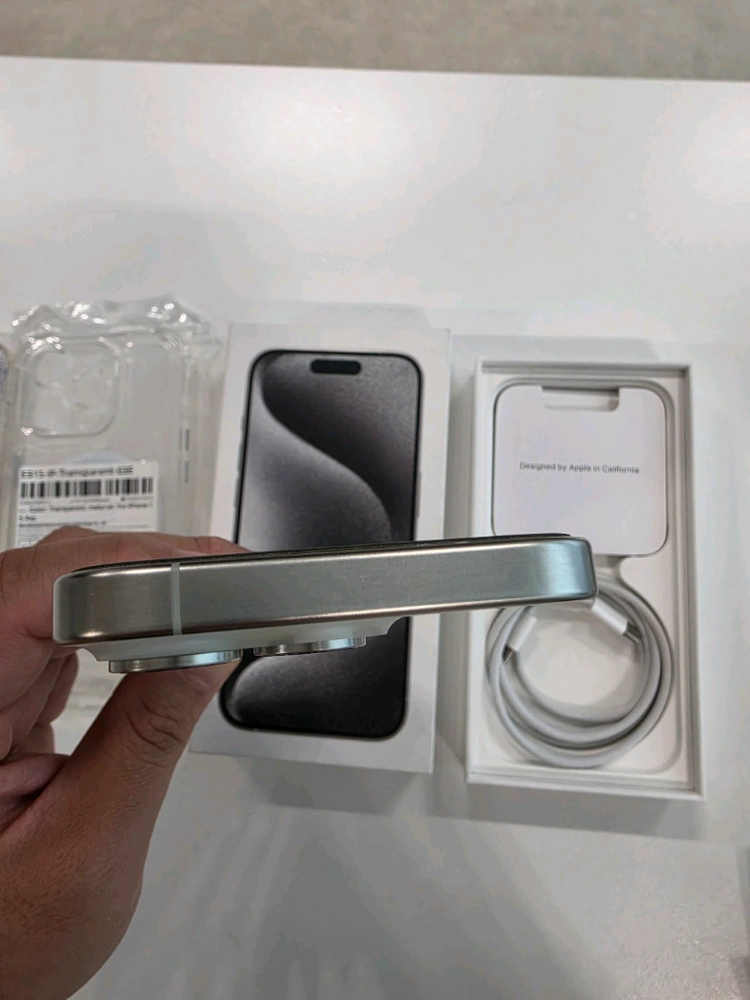 아이폰 15프로 화이트 티타늄 256GB 판매 이미지