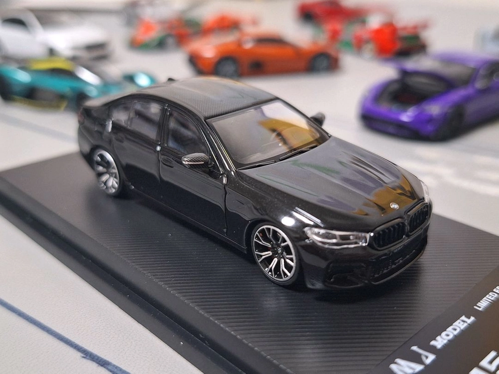 1:64 MJ 모델 BMW M5 (F90) 블랙 판매 이미지