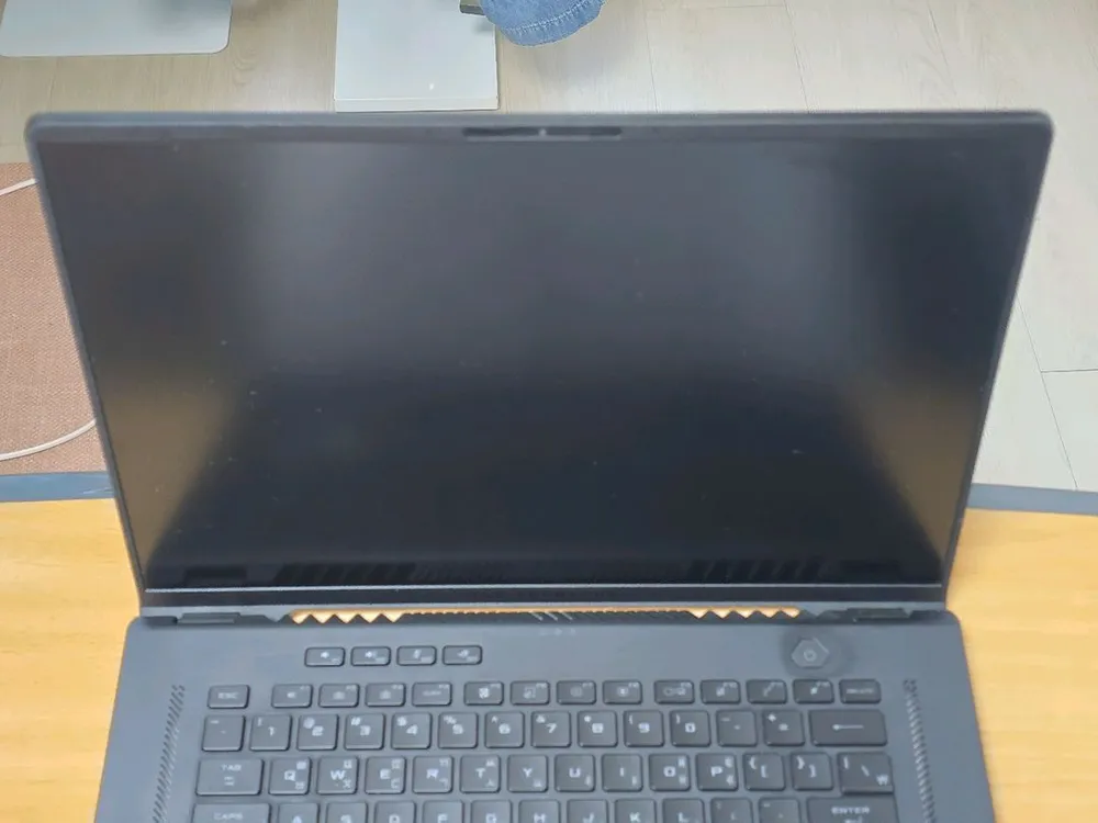 제피러스 m16 gu603z, ASUS ROG Strix Flare II, ROG THRONE 이미지