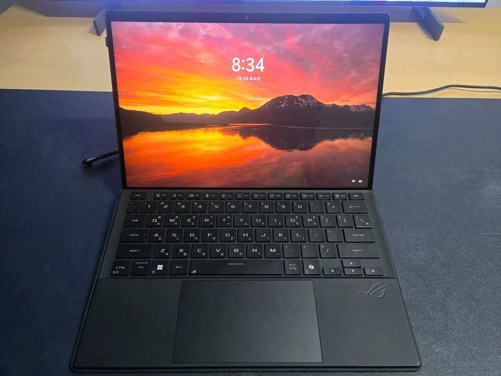 z13 2025 32gb 1tb UMPC 교환 - 안심되는 중고거래