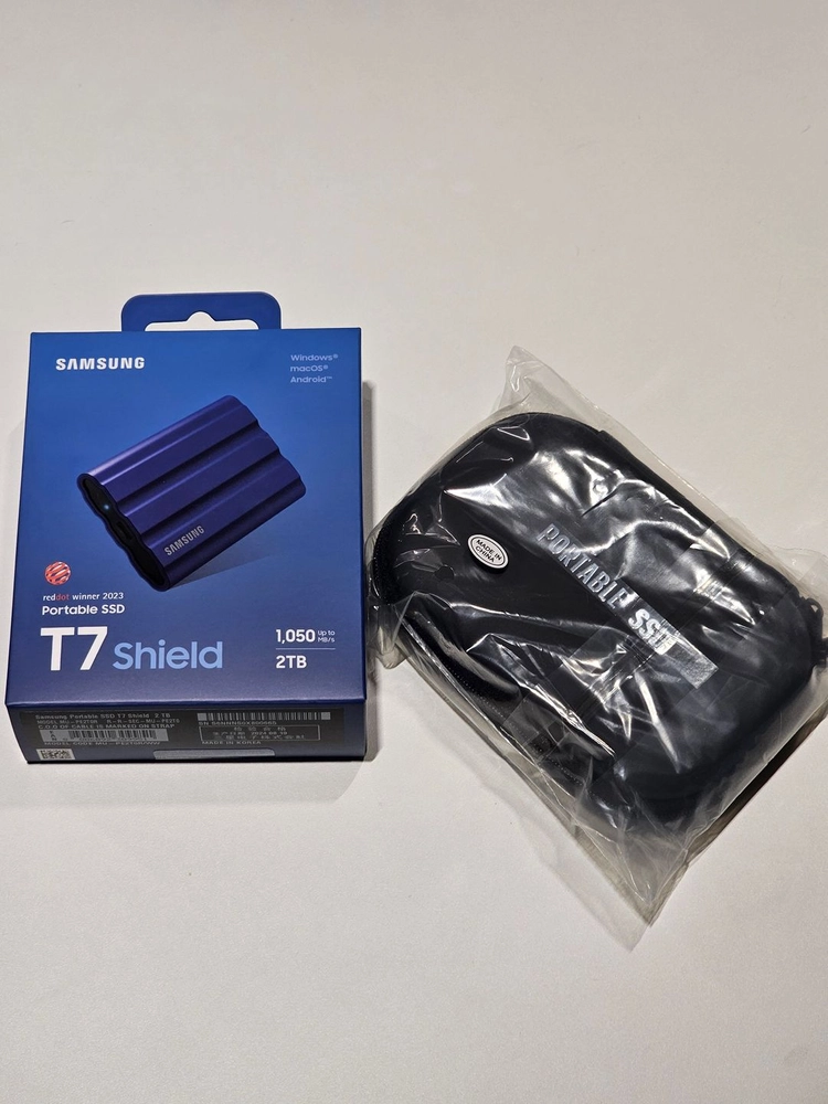 삼성전자 포터블 SSD T7 Shield 2TB. (미개봉, 봉인라벨 손상없음) 이미지