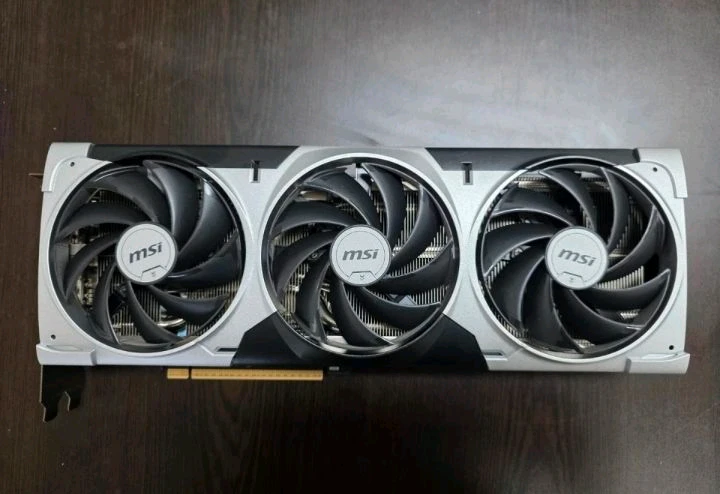 MSI 지포스 RTX 5070 Ti 벤투스 3X OC 16GB - 안심되는 중고거래