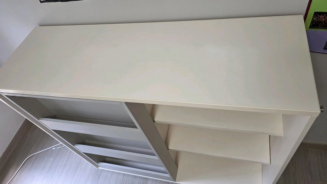 일룸 슬라이딩 책장 이미지