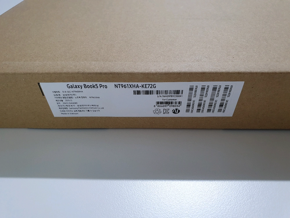 삼성 갤럭시북5 프로 NT961XHA KE72G (미개봉) (삼성 노트북) 이미지