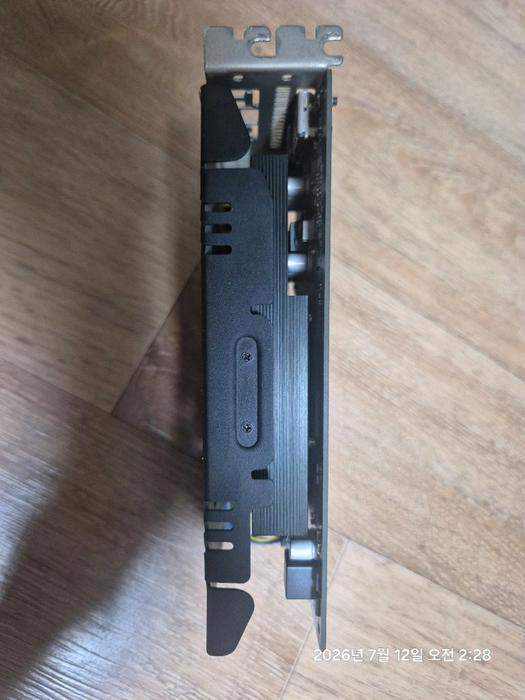HIS RX560 2G 그래픽카드 이미지