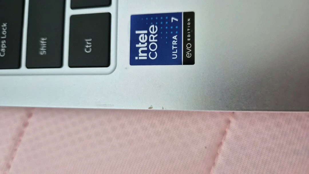 갤럭시북 5프로 16인치 램 32기가 울트라7 258v 이미지