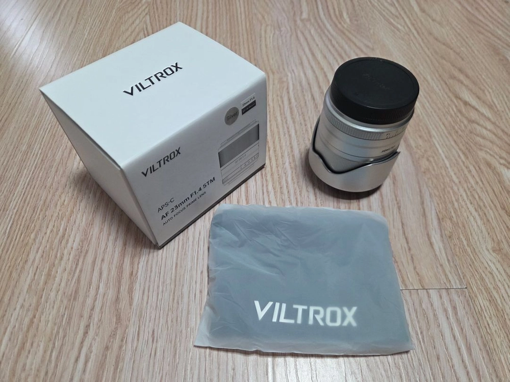 Viltrox AF 23mm F1.4 ef-m 실버 이미지