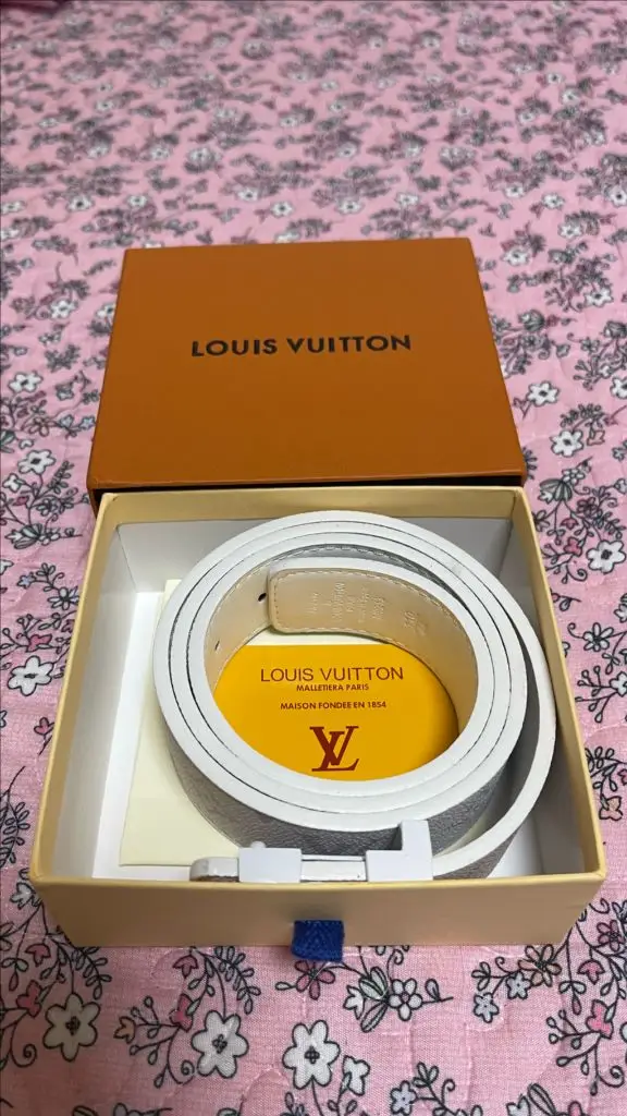 LV Belt 이미지