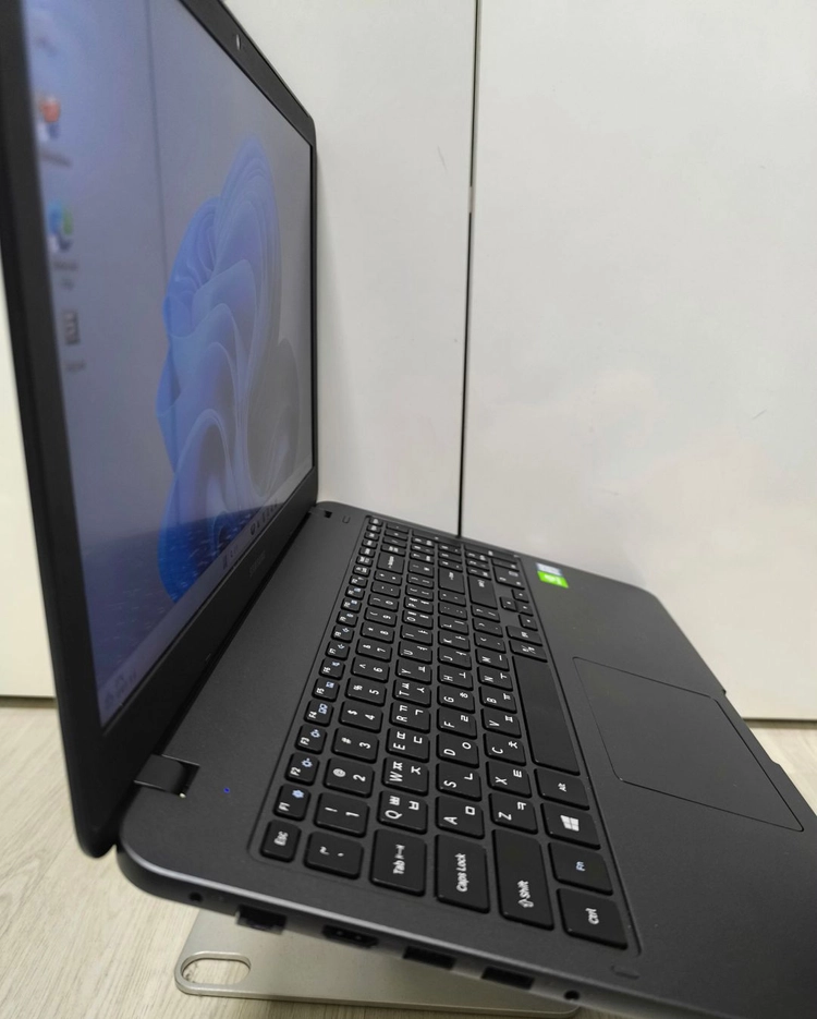 삼성 노트북 5 15.6인치 i7 8세대 지포스 그래픽 이미지