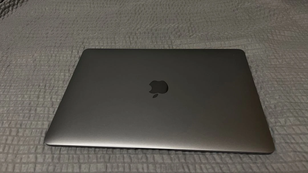 맥북에어 M1 8GB/256GB 스페이스 그레이 - 안심되는 중고거래