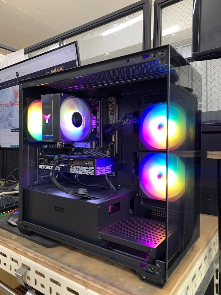 인텔 게이밍PC 1위 I5 14400F RTX5060 8GB 인기 게임용 컴퓨터 데스크탑 이미지