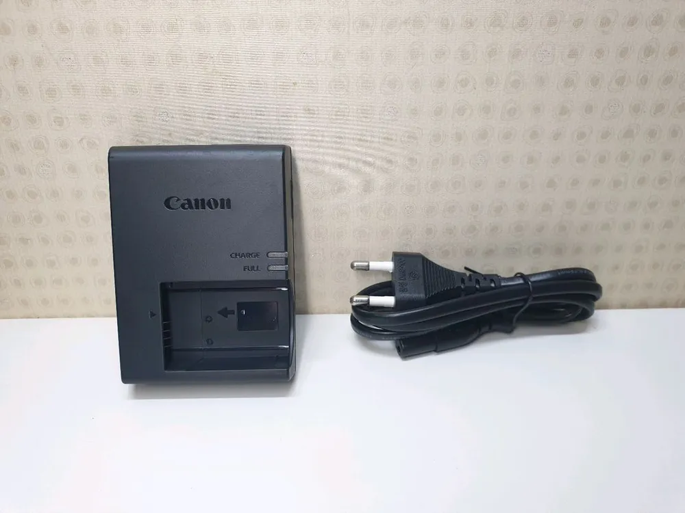 캐논LP-E17E 충전기(RP R50 R10 M6 M5 M3 800D) 이미지