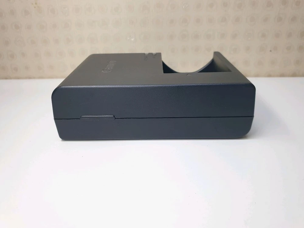 캐논LP-E17E 충전기(RP R50 R10 M6 M5 M3 800D) 이미지