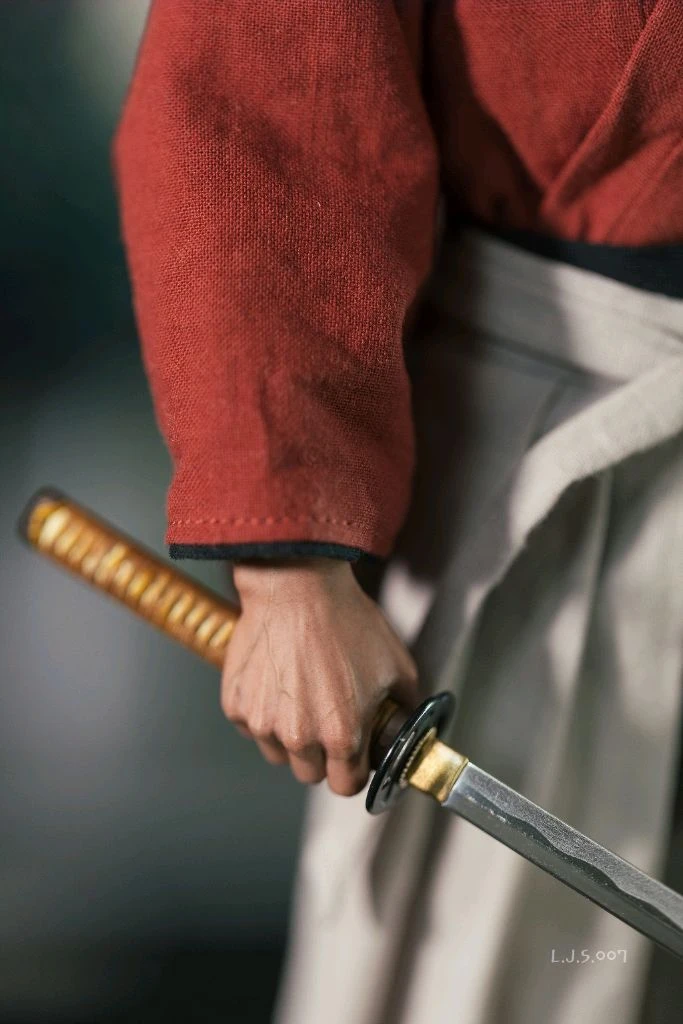 핫토이X 수수토이즈 켄신 커스텀 이미지