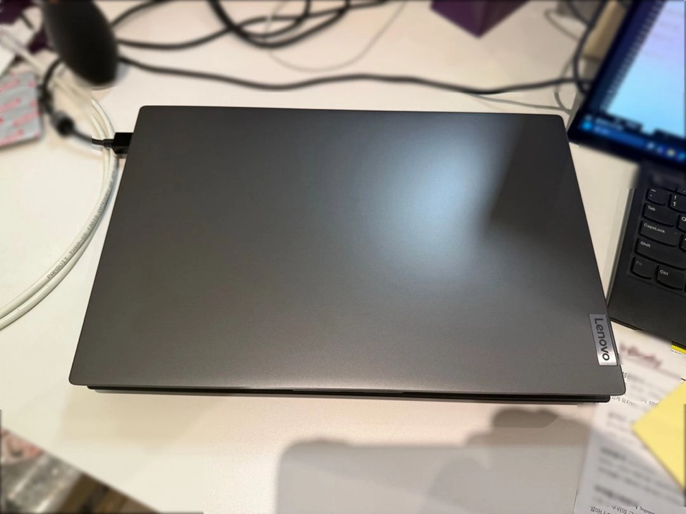인텔 13세대 최신 Lenovo V15 G4 IRU / Type 83A1 / 모델 83A100HGKR 이미지